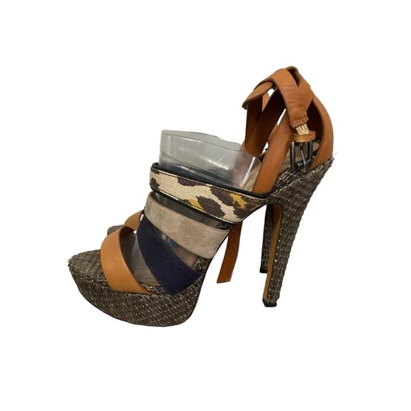 L. A. M. B.  Eben Raffia Strappy Platform Heels - Picture 4 of 7